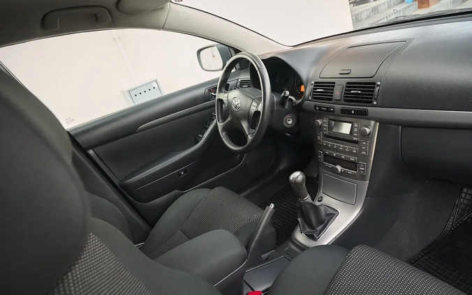 Toyota Avensis cena 24900 przebieg: 164500, rok produkcji 2007 z Sokółka małe 781